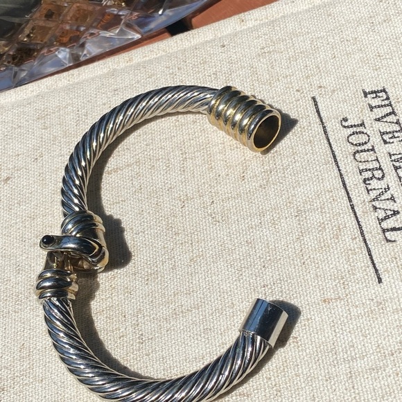 VINTAGE hinge rope style two tone magnetic closure bracelet - Picture 5 of 6